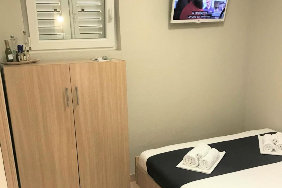 Berulia Rooms Брела Экстерьер фото